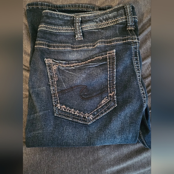 2 pairs of silver jeans plus size 18w - Picture 3 of 4